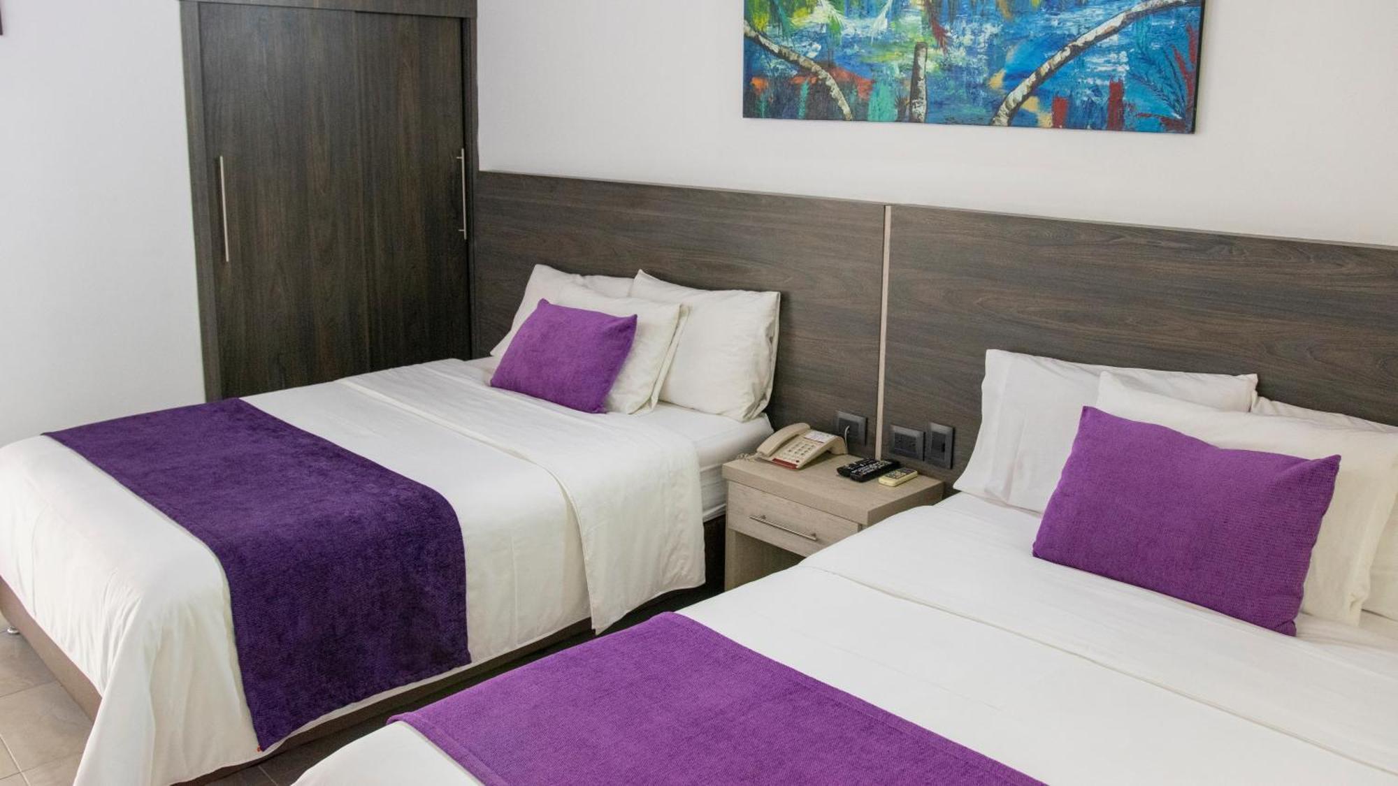 Hotel San Juan Internacional Giron Exterior photo