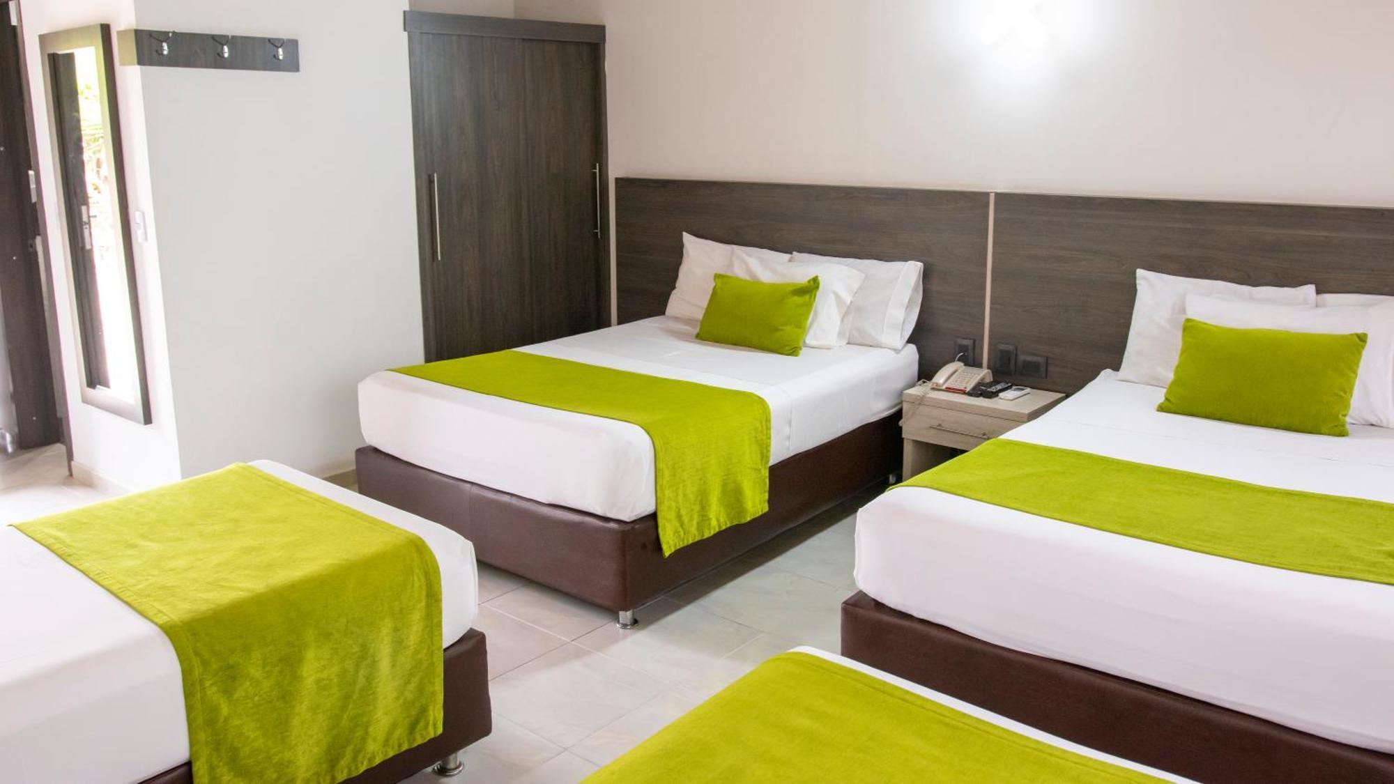 Hotel San Juan Internacional Giron Exterior photo