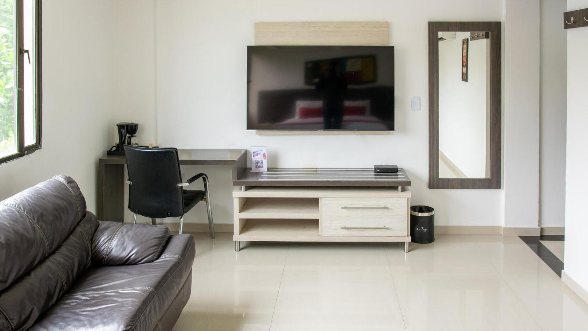Hotel San Juan Internacional Giron Room photo